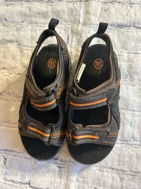 TKS PERRY TODDLER BOYS BROWN/ORANGE SPORT SANDALS VELCRO STRAPS SIZE US 12M